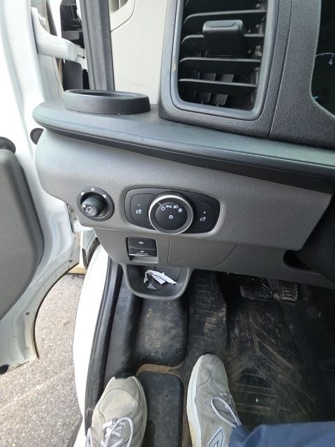 2022 Ford Transit-250 Base