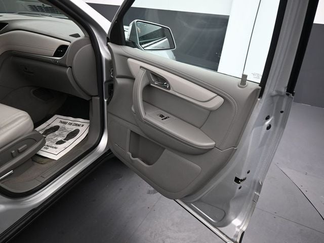 2017 Chevrolet Traverse 2LT