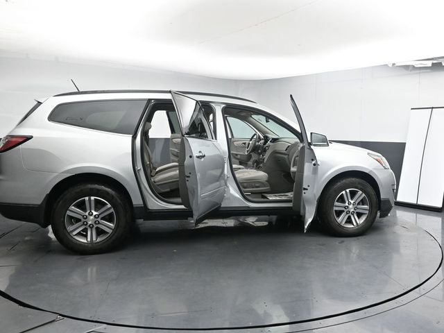 2017 Chevrolet Traverse 2LT
