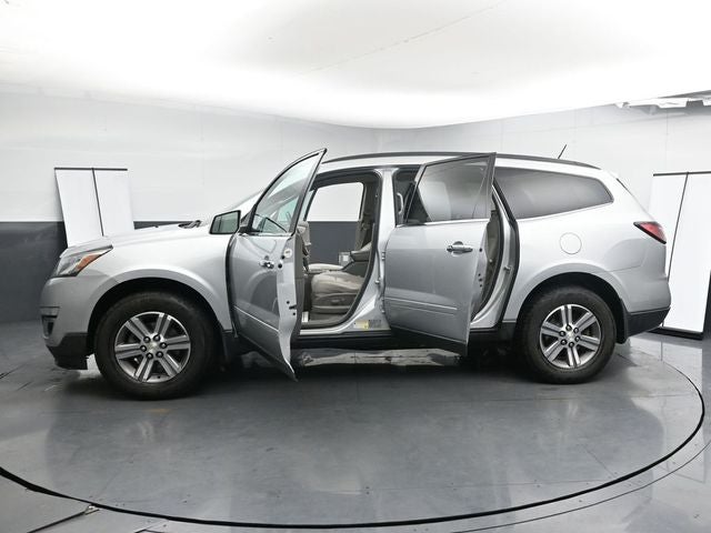 2017 Chevrolet Traverse 2LT