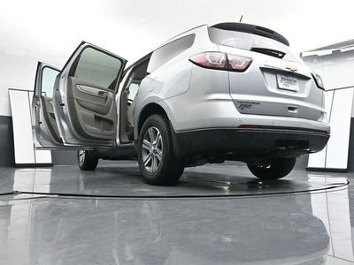 2017 Chevrolet Traverse 2LT