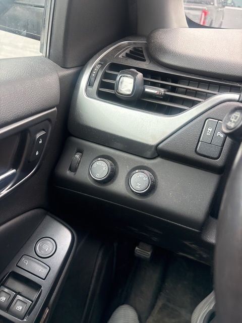 2017 Chevrolet Suburban LS