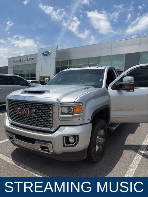 2017 GMC Sierra 3500HD Denali