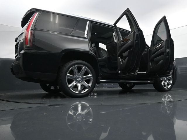 2020 Cadillac Escalade Luxury