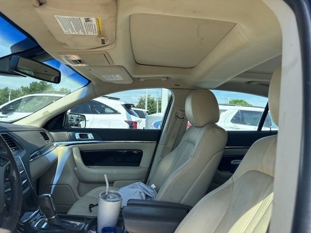 2015 Lincoln MKS Base