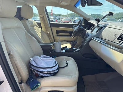 2015 Lincoln MKS Base