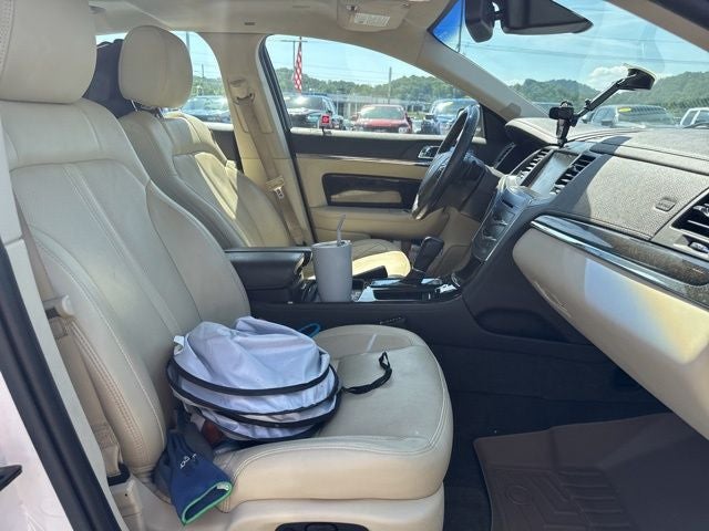 2015 Lincoln MKS Base