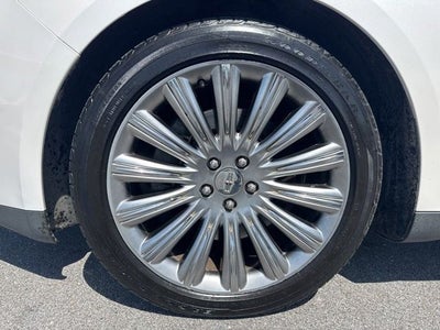 2015 Lincoln MKS Base