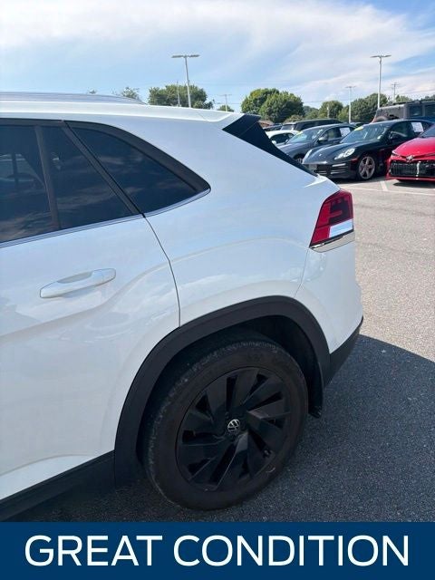 2024 Volkswagen Atlas Cross Sport 2.0T SE w/Technology