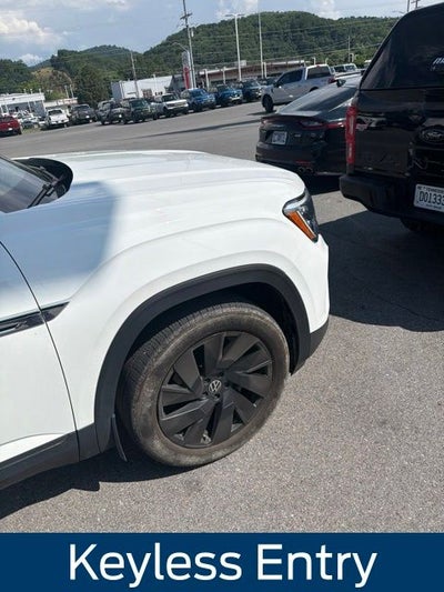 2024 Volkswagen Atlas Cross Sport 2.0T SE w/Technology