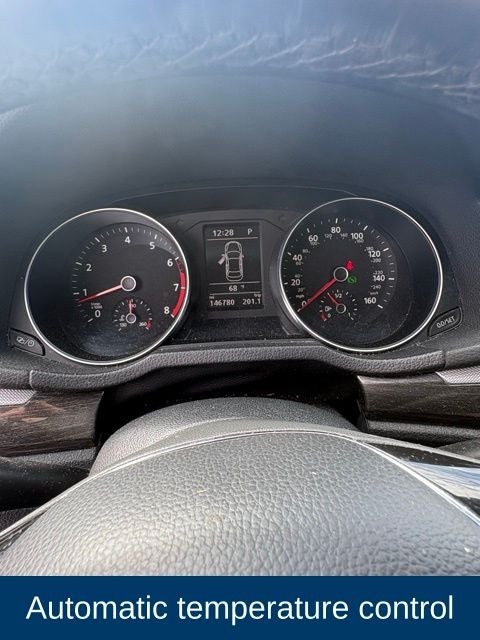 2016 Volkswagen Passat SEL