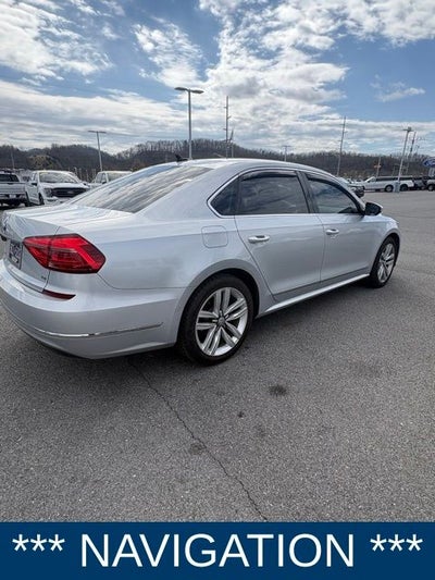 2016 Volkswagen Passat SEL