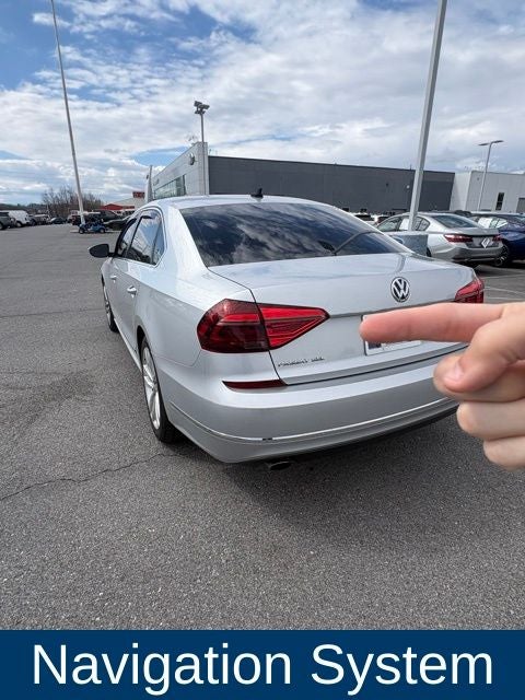 2016 Volkswagen Passat SEL