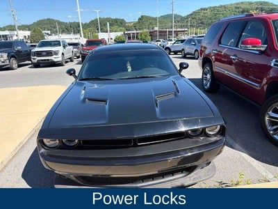 2017 Dodge Challenger SXT