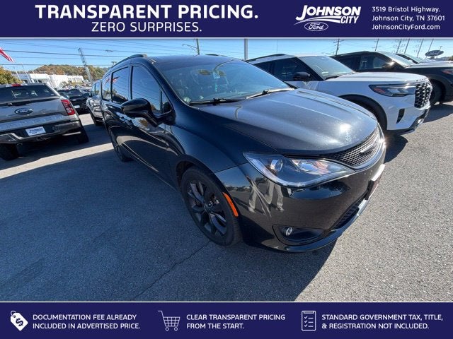 2020 Chrysler Pacifica Touring L