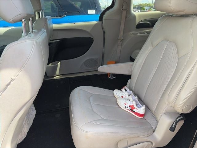 2021 Chrysler Voyager LXI