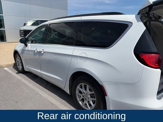 2021 Chrysler Voyager LXI