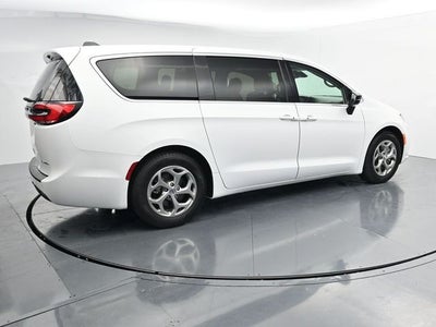 2024 Chrysler Pacifica Limited