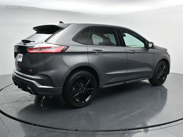 2021 Ford Edge ST