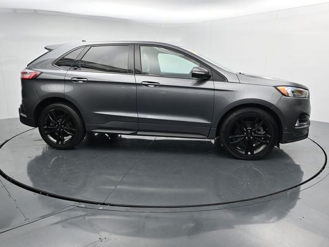 2021 Ford Edge ST