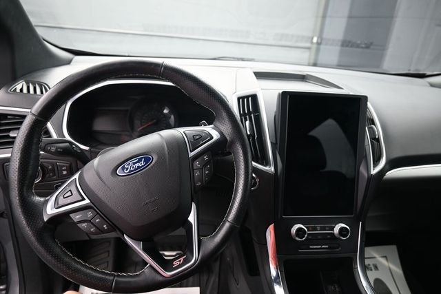 2021 Ford Edge ST