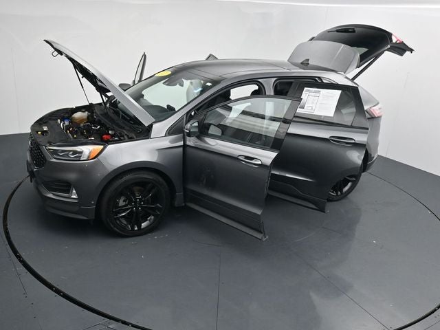 2021 Ford Edge ST