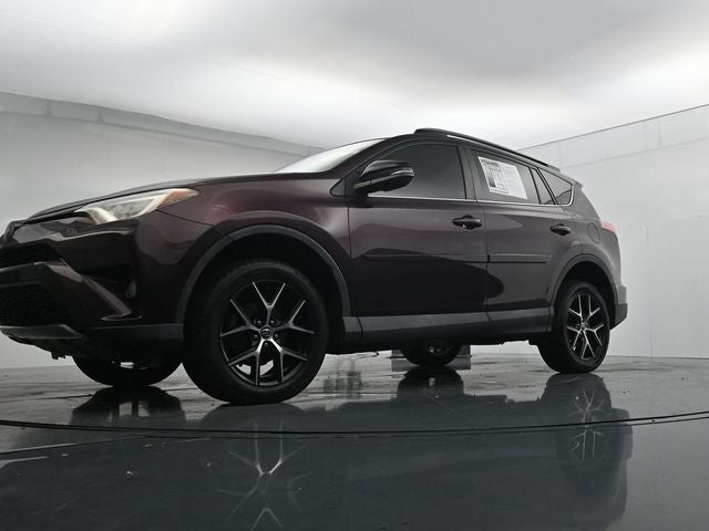 2017 Toyota RAV4 SE