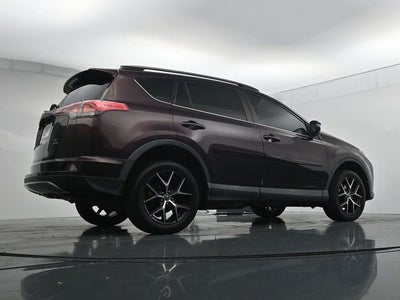 2017 Toyota RAV4 SE