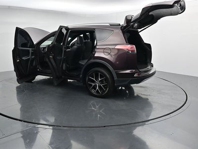 2017 Toyota RAV4 SE