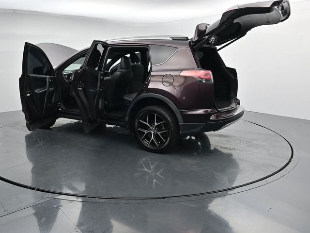 2017 Toyota RAV4 SE