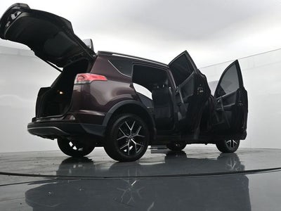 2017 Toyota RAV4 SE