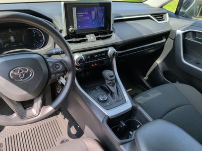 2025 Toyota RAV4 Hybrid LE