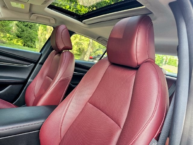 2025 Mazda Mazda3 2.5 S Carbon Edition