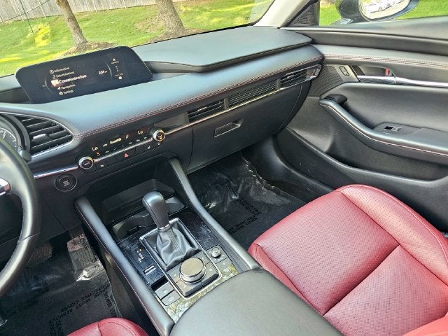 2025 Mazda Mazda3 2.5 S Carbon Edition