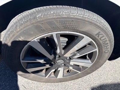 2024 Nissan Versa 1.6 S