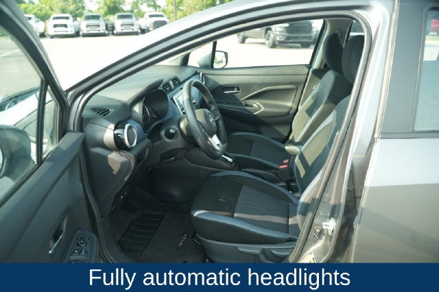 2025 Nissan Versa Sedan SV - Photo 13