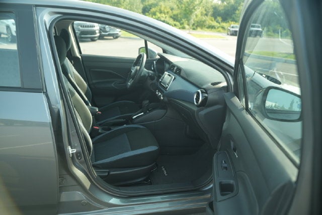 2025 Nissan Versa Sedan SV - Photo 19