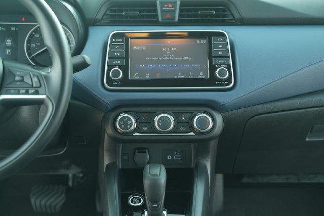 2025 Nissan Versa Sedan SV - Photo 27