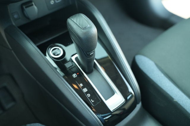 2025 Nissan Versa Sedan SV - Photo 32