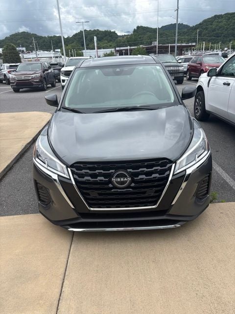 2024 Nissan Kicks S