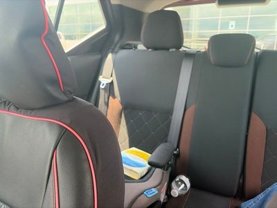2019 Nissan Kicks SR