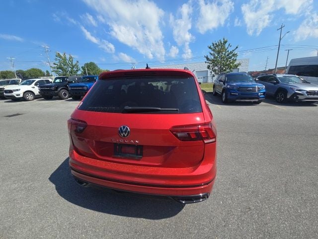 2024 Volkswagen Tiguan 2.0T SE R-Line Black