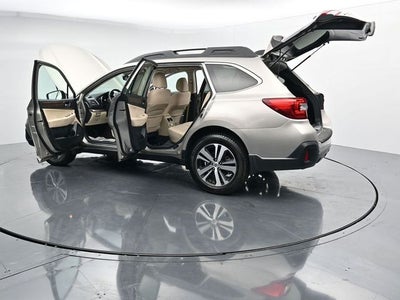 2018 Subaru Outback 2.5i