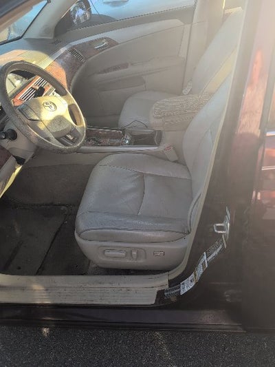 2010 Toyota Avalon XL