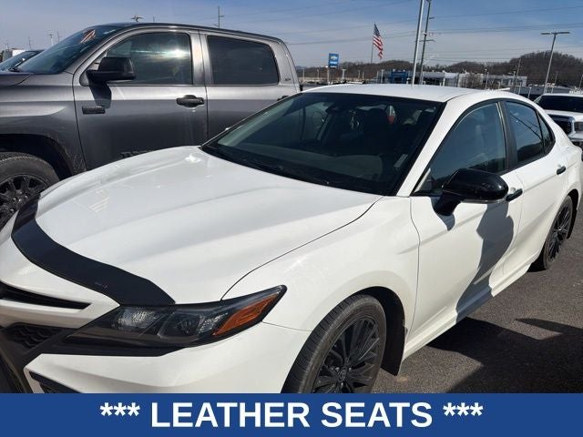 2022 Toyota Camry SE Nightshade