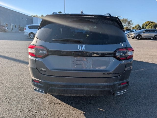 2025 Honda Pilot Black Edition