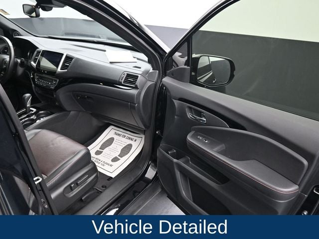 2019 Honda Ridgeline Black Edition