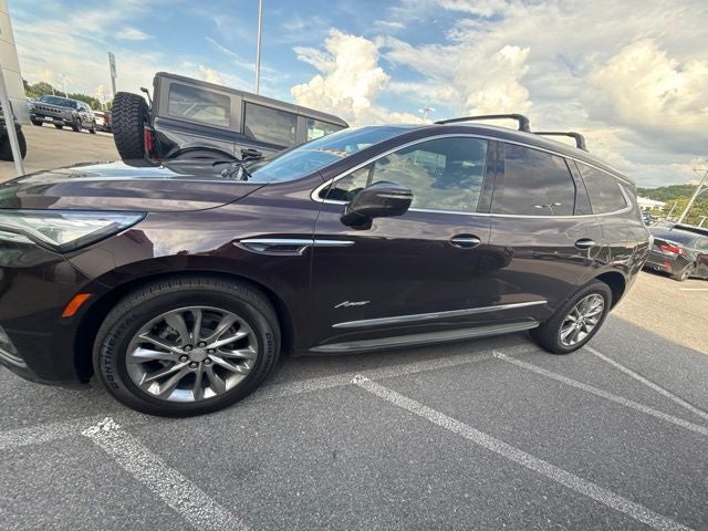 2022 Buick Enclave Avenir