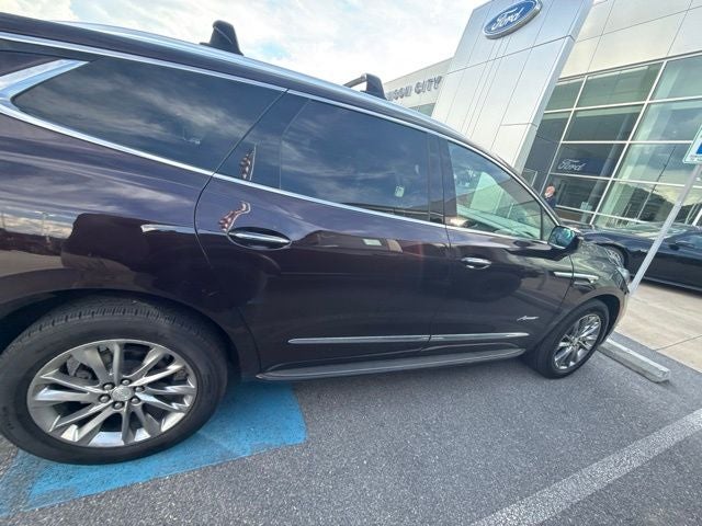 2022 Buick Enclave Avenir