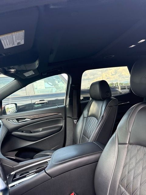 2022 Buick Enclave Avenir